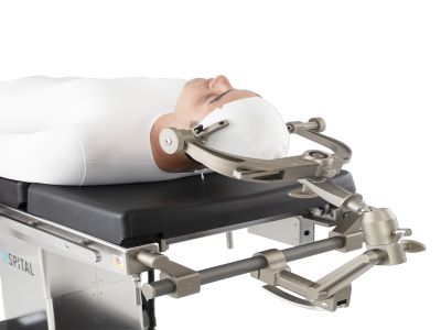 Zagłówek neurochirurgiczny z klamrą czaszkową i podkową OT60.80