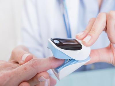 Jak pulsoksymetry pomagają w diagnozie COVID?